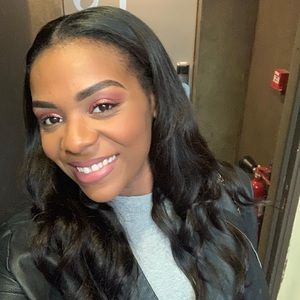 Meet your Posher, Deionna